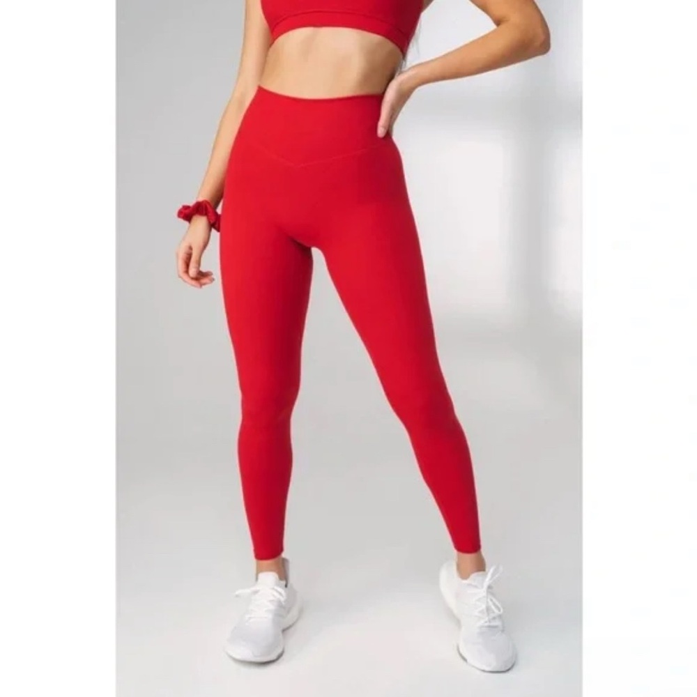 Balance Athletica / Vitality Cloud Pant - Ruby